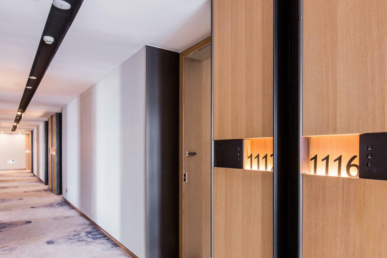 Howard Johnson By Wyndham Life Zhuoyuan Нинбо Экстерьер фото