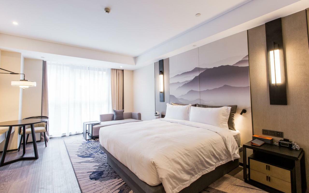 Howard Johnson By Wyndham Life Zhuoyuan Нинбо Экстерьер фото