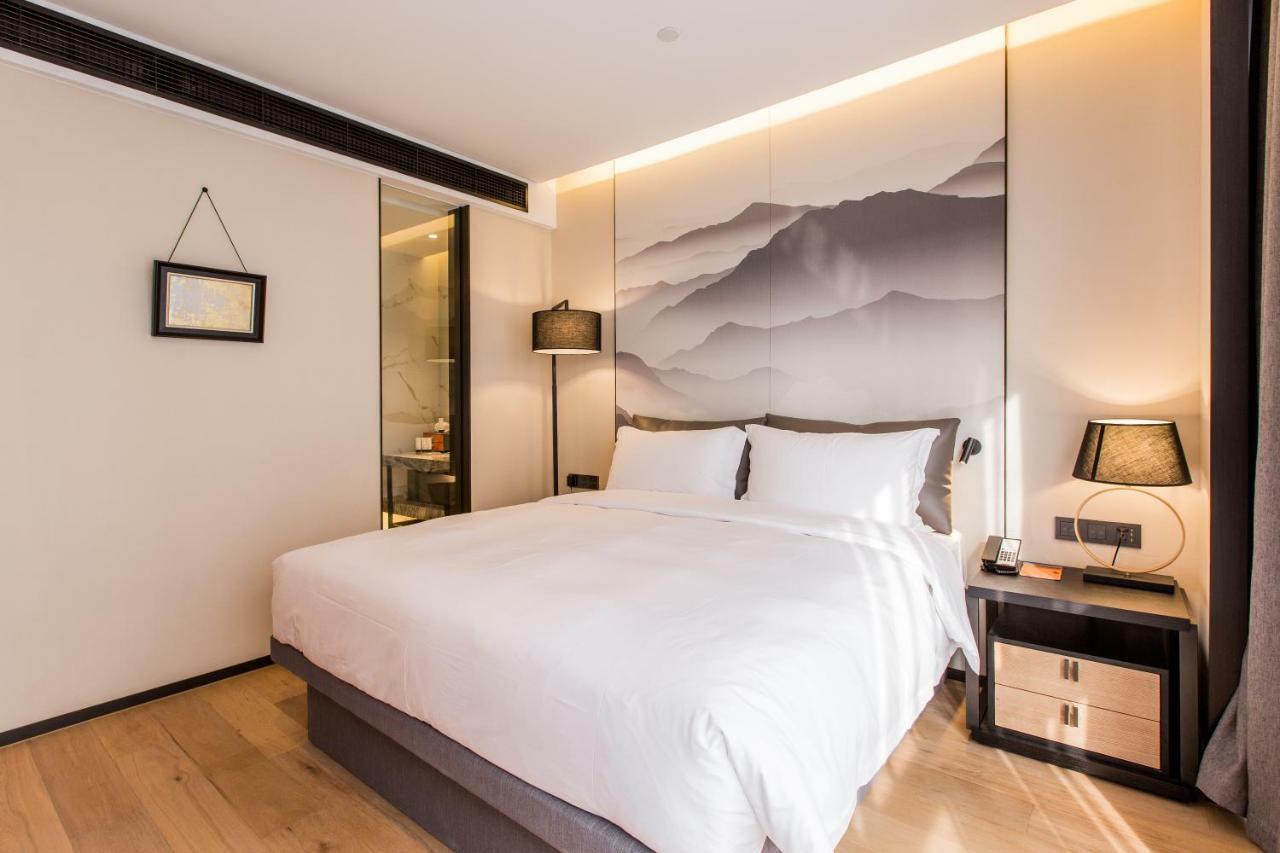 Howard Johnson By Wyndham Life Zhuoyuan Нинбо Экстерьер фото