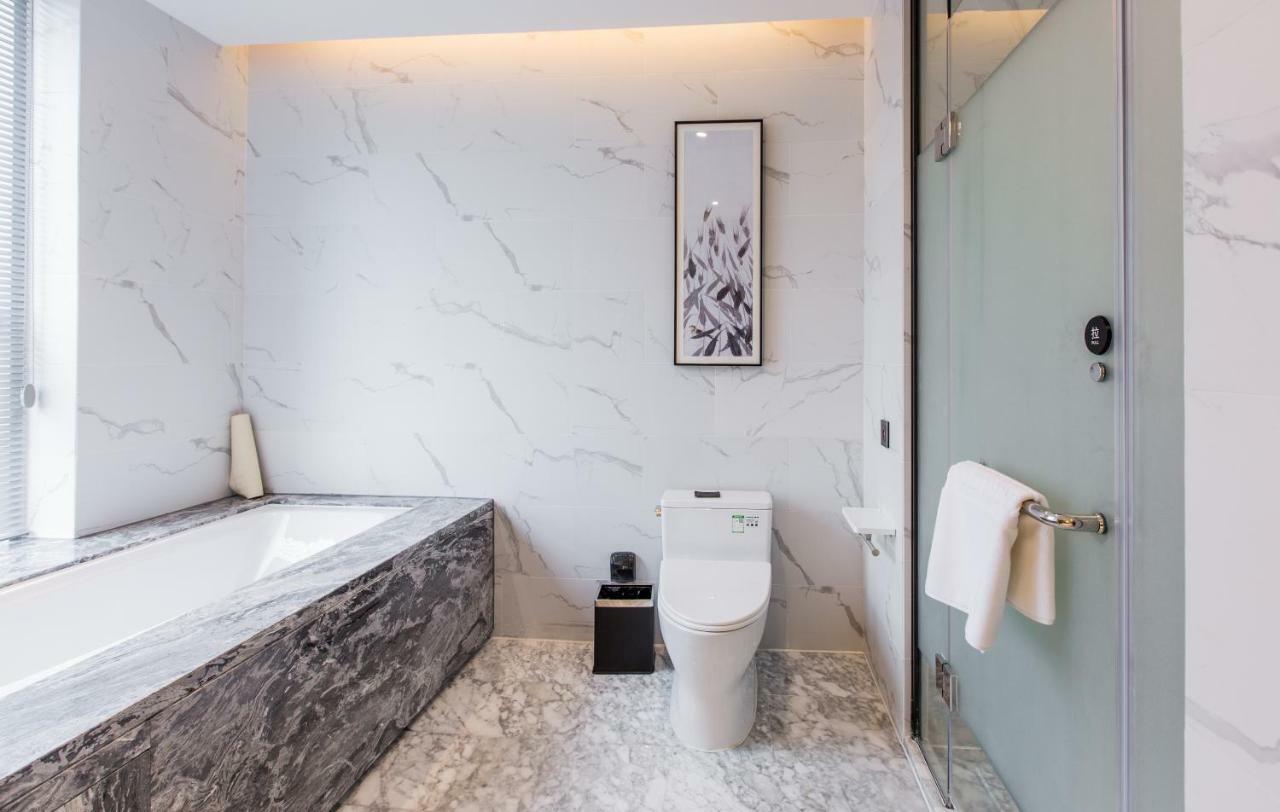 Howard Johnson By Wyndham Life Zhuoyuan Нинбо Экстерьер фото