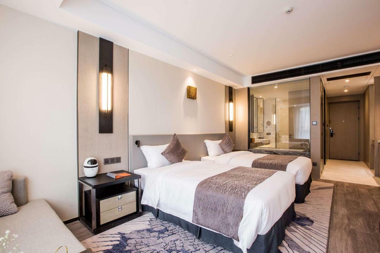 Howard Johnson By Wyndham Life Zhuoyuan Нинбо Экстерьер фото